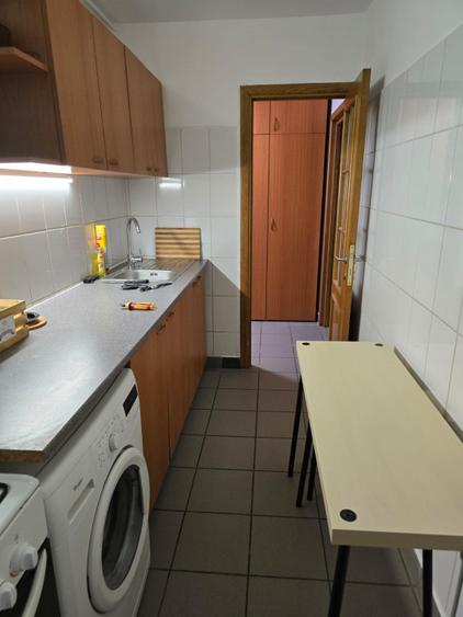 Garsoniera de inchiriat Berceni