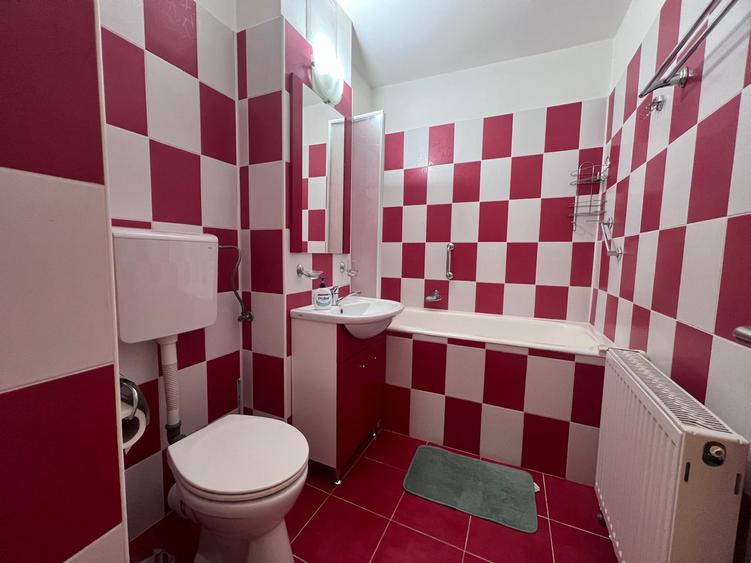 Apartament 2 camere, decomandat,etaj 2, zona Hotel Deva