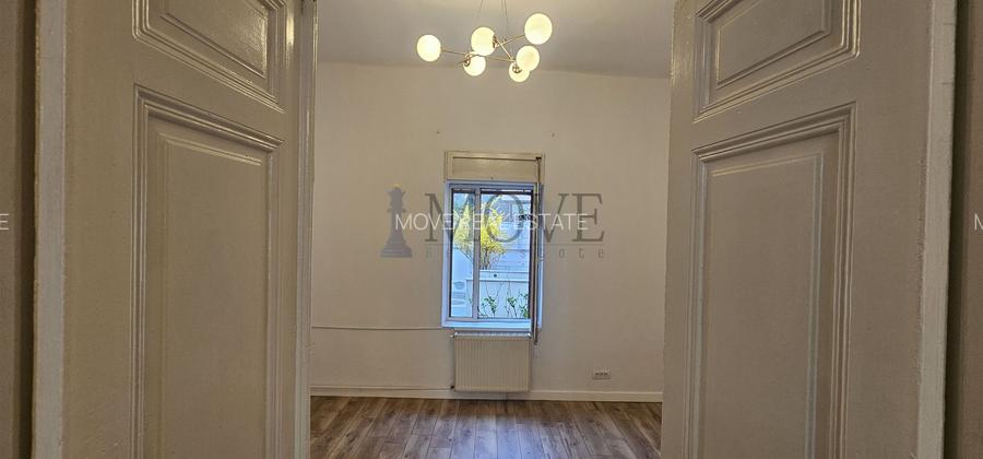 Caderea Bastiliei - Biroul tau cu personalitate - 20