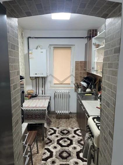 Apartament 2 camere Pacurari etajul 2
