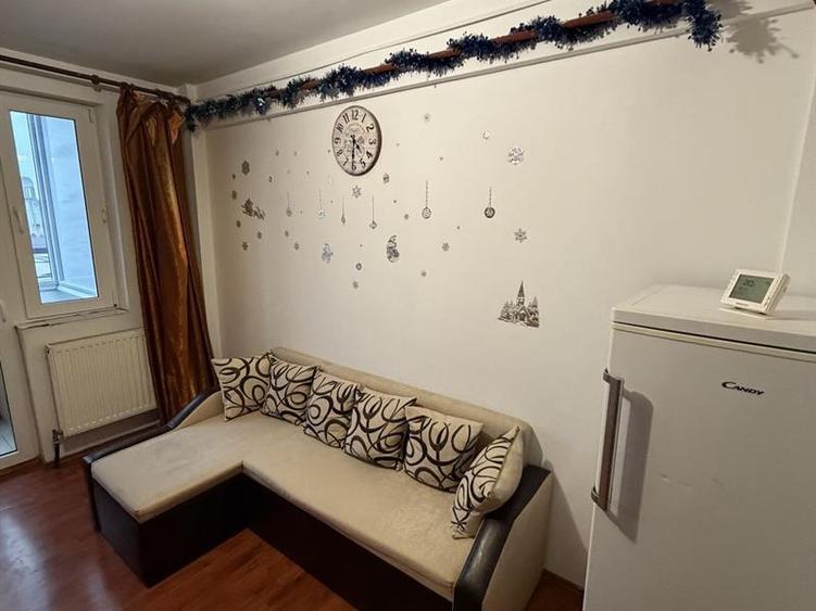 Apartament 3 camere Craiovita noua, bloc nou, loc parcare