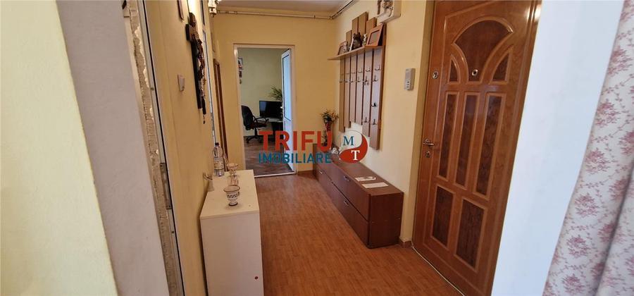 Apartament 2 camere de vanzare zona Tolstoi