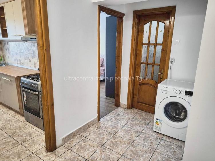 Apartament 2 camere | Ultracentral, Pietonală | 50 mp | Etaj 6/7 | Renovat | 400 - 9