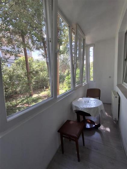 Apartament 3 camere decomandat balcon zona B-dul Mihai Viteazu