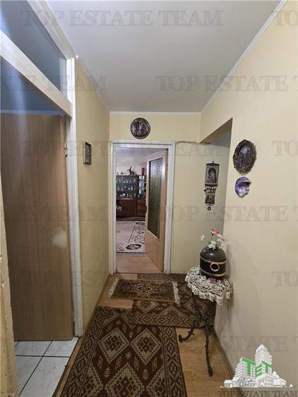 Apartament de 3 camere, in Militari, langa metrou Lujerului, zona Uverturii, sec