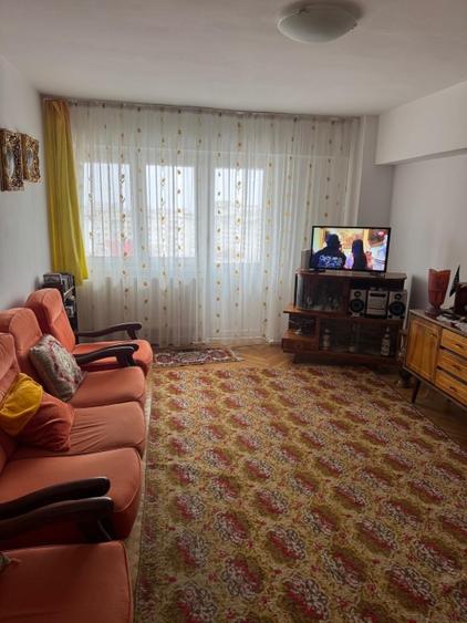 Apartament 3 camere decomandat