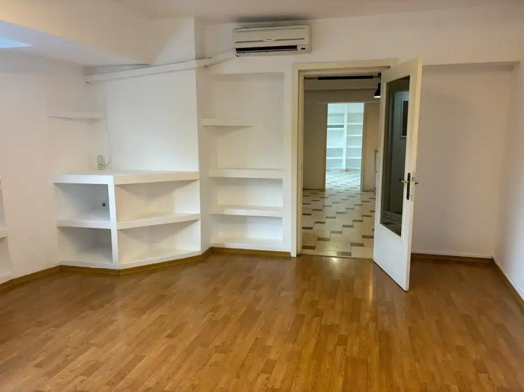 Apartament 2 camere 70 mp Rond Alba Iulia Pretabil Birouri Nemobilat