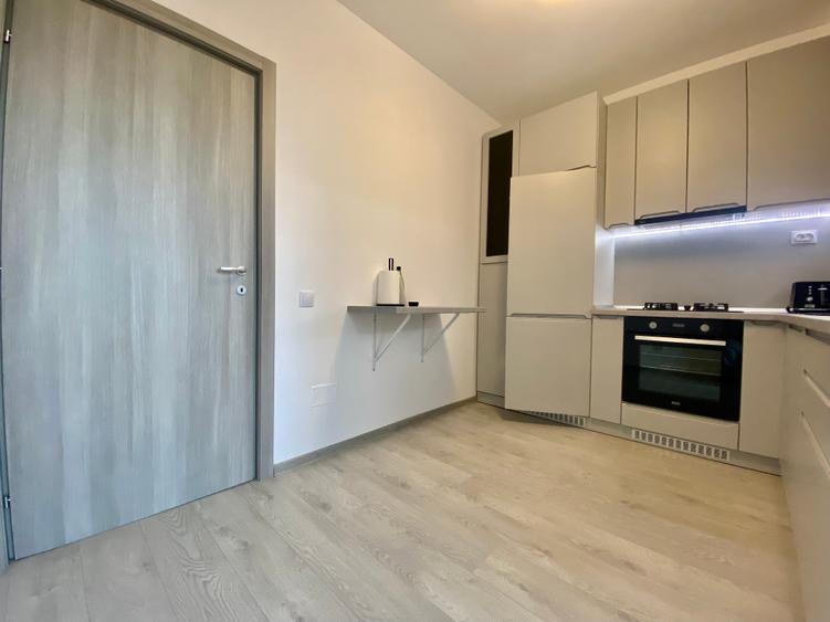 Apartament cu 3 camere de închiriat lângă Parcul Chindia, Târgoviște | Etaj 2, l