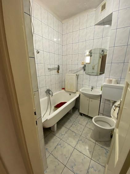 Apartament la casa - curte proprie 80mp, Lunca - zona pietonala