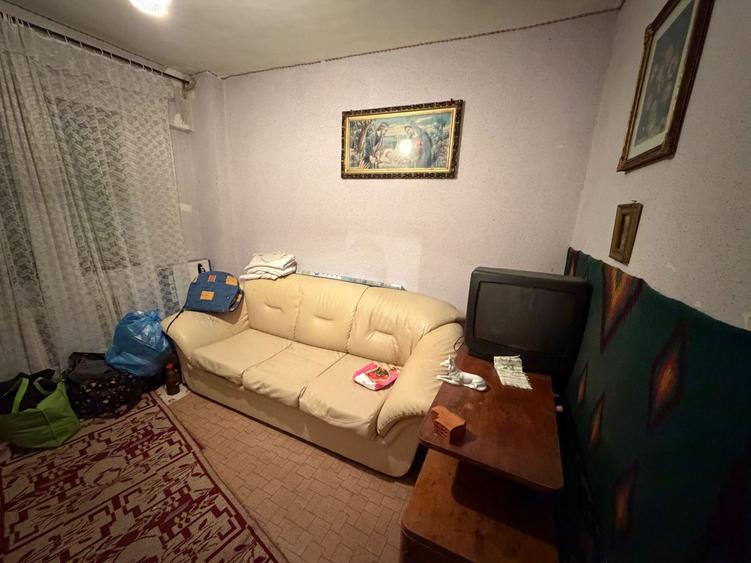 Apartament 4 camere, etaj 3 - Cugir