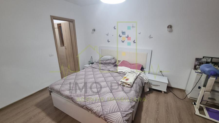 4 Camere. Mobilat si utilat. Drum asfaltat.