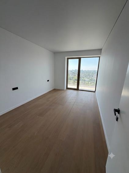 Vanzare Apartament 4 camere One High District + Parcare inclusa