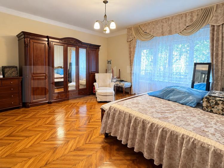 Apartament cu 2 camere de vânzare, 84,9 mp, cartierul Titulescu