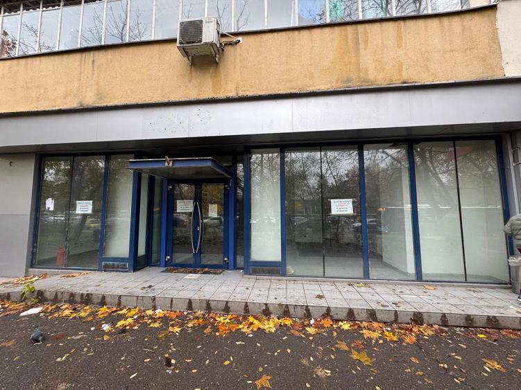Spatiu Comercial de inchiriat in Bucuresti pe Bd. Basarabia nr. 57 Bl.M 27