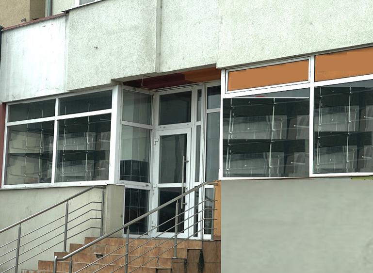 Spatiu Comercial 110 mp Vitrina la Bulevard CETATE Stadion 2 Accese fata spate