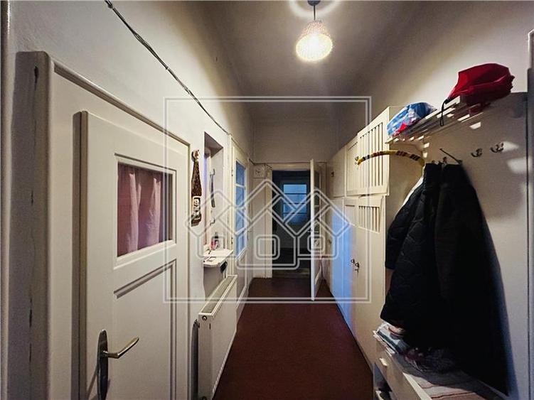 Casa individuala, teren de 900 mp utili, Zona Calea Poplacii