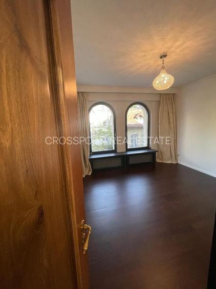 Dorobanti-Capitale,apartament in vila reprezentativa. Ideal birou - 11
