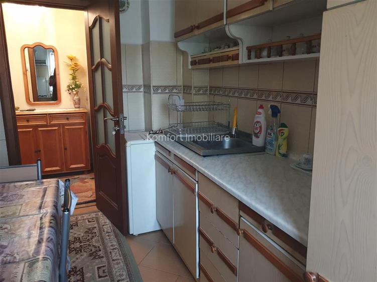 Apartament 2 camere decomandate cartier Cremenea - 6