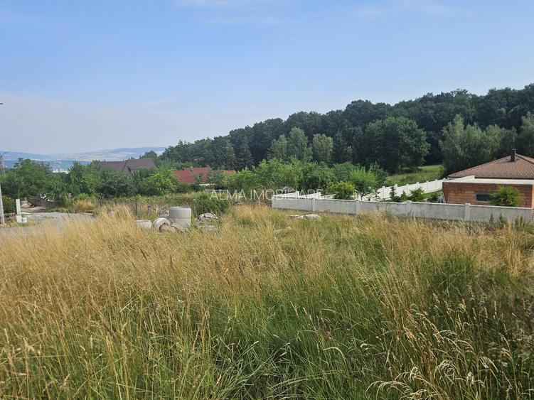 Teren construibil imediat, 718 mp, PUZ finalizat, zona camping Faget! - 2