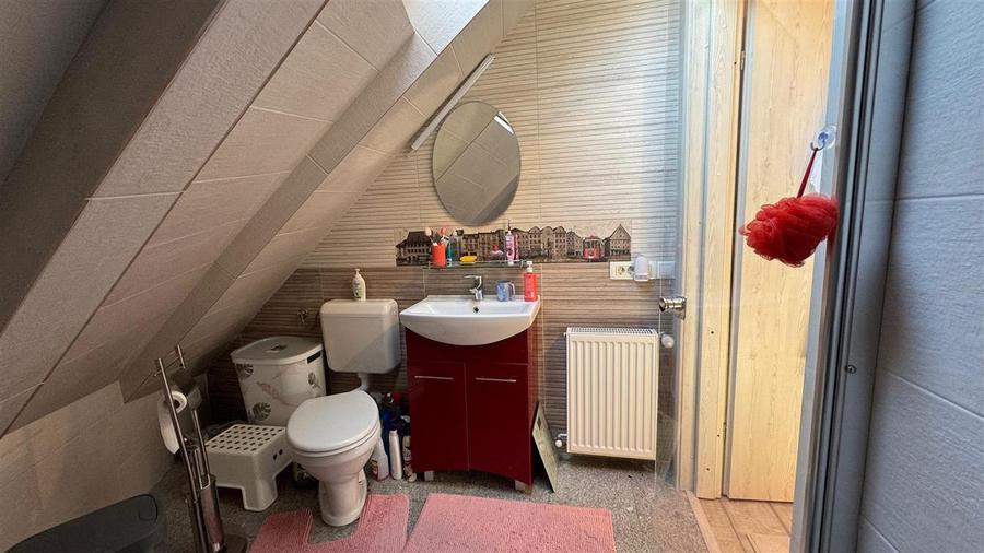 Proprietate rara in Schei/penthouse pe doua niveluri
