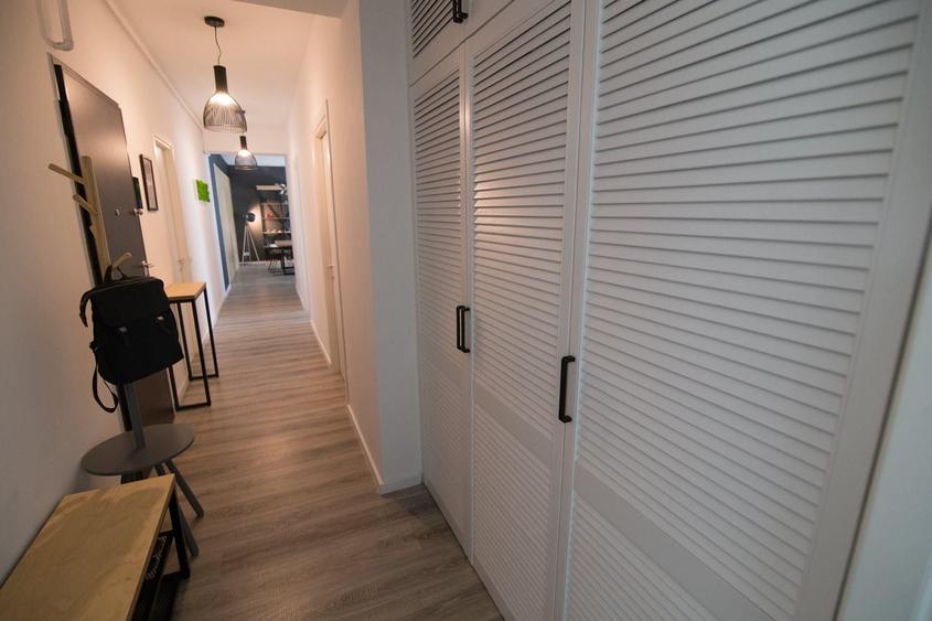 Inchiriere apartament 4 camere Laguna Residence