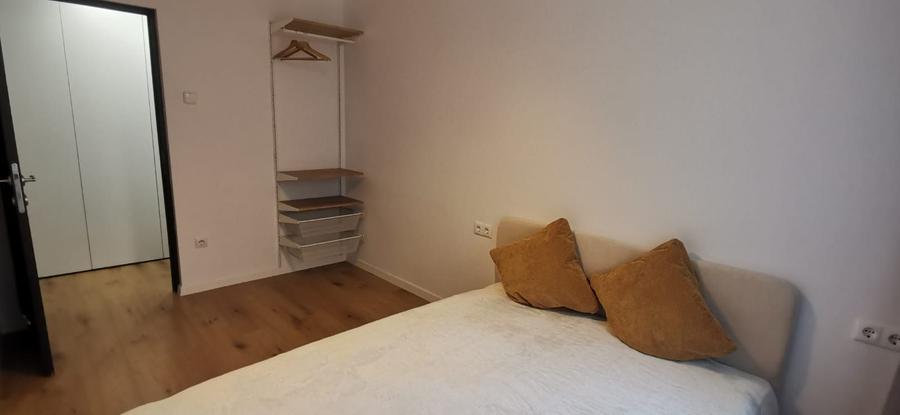 Apartament 3 camere inchirier pe strada Gruia