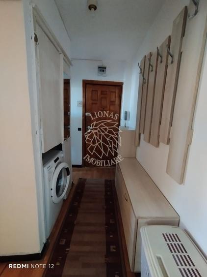 Apartament de inchiriat 2 camere-balcon-etaj 3-Decebal