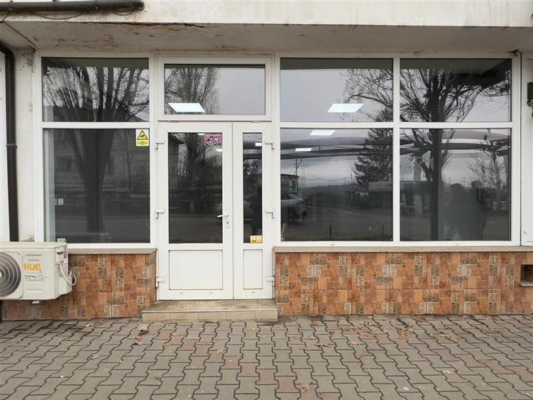 Spatiu comercial vitrat 78mp, zona Carrefour Felicia