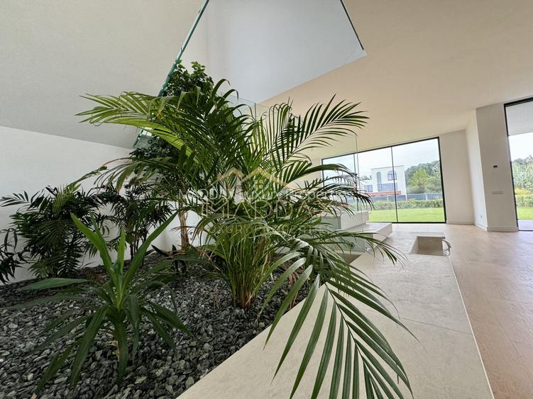 Vila Exclusivista in Mijlocul Naturii *959mp teren*/ 420mpc / Balotesti