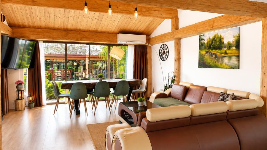Afacere la cheie Brasov-Cazare, evenimente, wellness, piscina