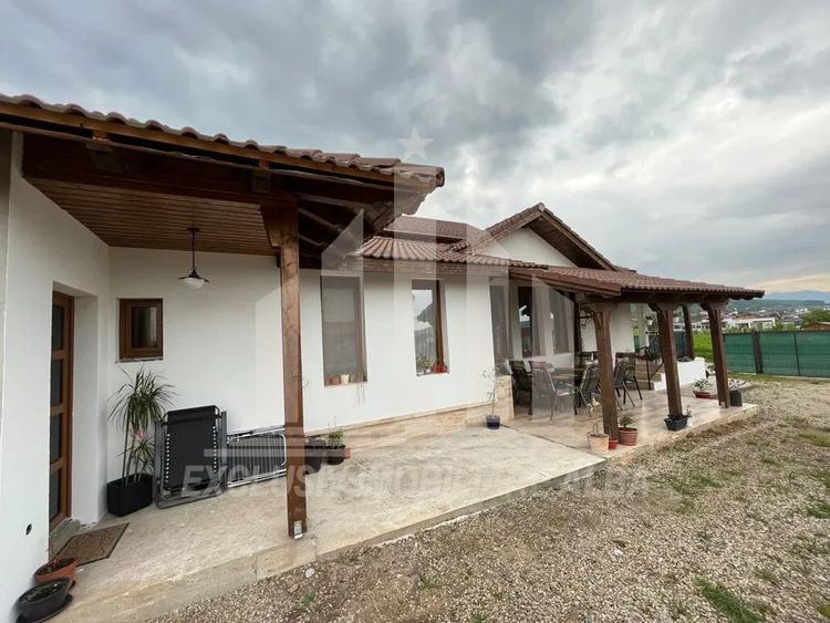 Casa individuala | 1 Nivel | 154 mp | 869 mp teren | Alba-Micesti