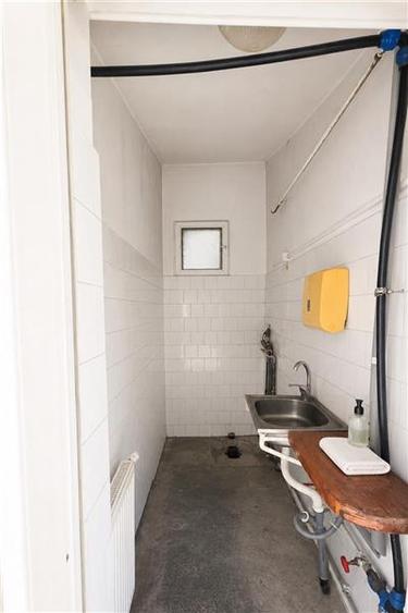 Casa cu teren 413 mp, Florilor, Brasov, 7 incaperi, potential business