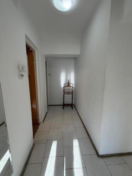 Piața Rosetti, Bulevardul Carol