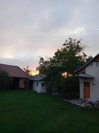 Proprietate cu Arhitectură Tradițională și 2,1 Hectare de Teren - 4