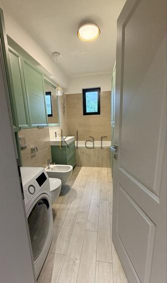 Apartament 4 camere, Centru, langa Casa de Cultura a Studentilor
