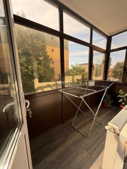 Apartament cu 2 camere și balcon închis în Filiași - 4