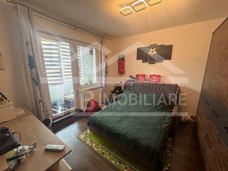 Apartament cu 3 camere, 70 mp, decomandat, garaj, Zona Fortuna - 4