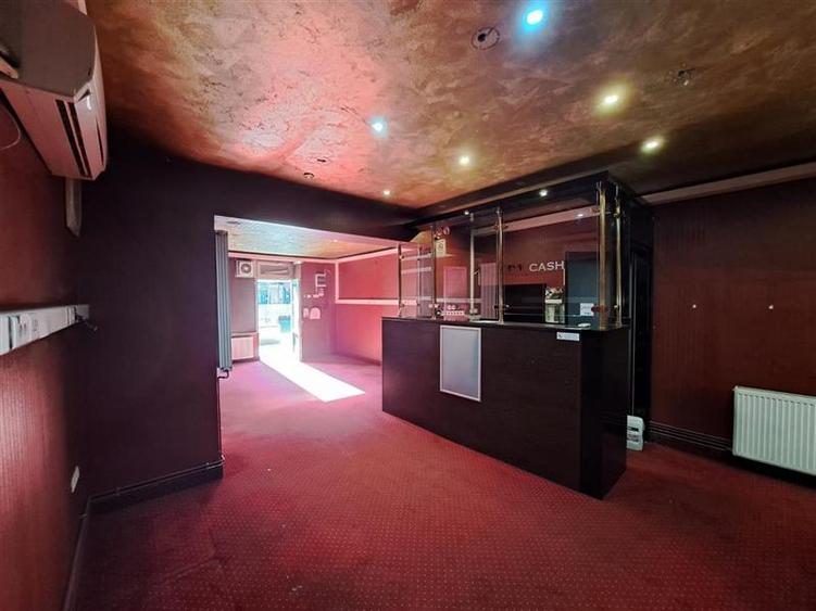 Spatiu comercial, 50 mp utili, situat in zona Garii!