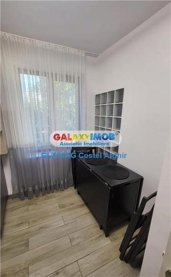Vindem ap cu 2 cam ultracentral, renovat total , mobilat si utilat