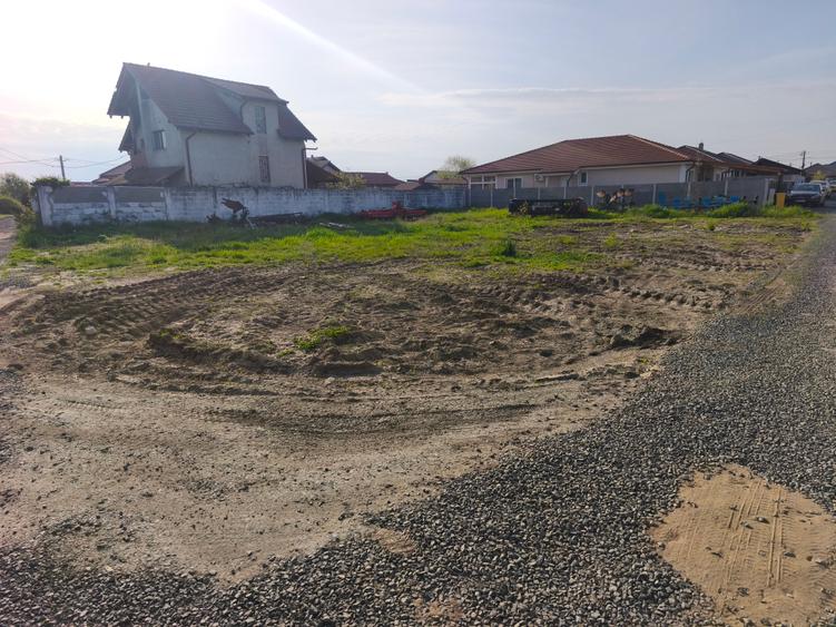 Teren Sag zona Mănăstire 716 mp 57280 euro