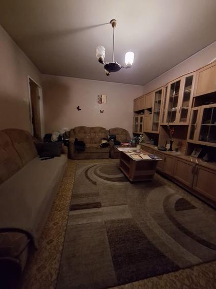 Apartament 3 camere, 70mp, Str. Muncitorilor, zona Astra