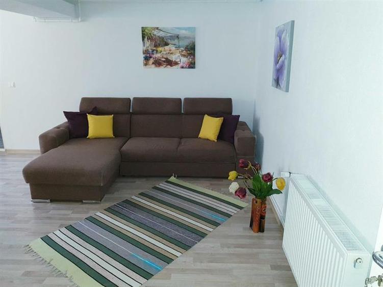 5 camere, Centrul istoric, Brasov