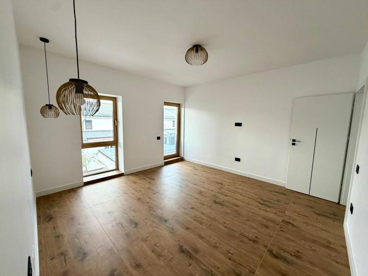 Vila individuala de vanzare p+1 Corbeanca/Petresti