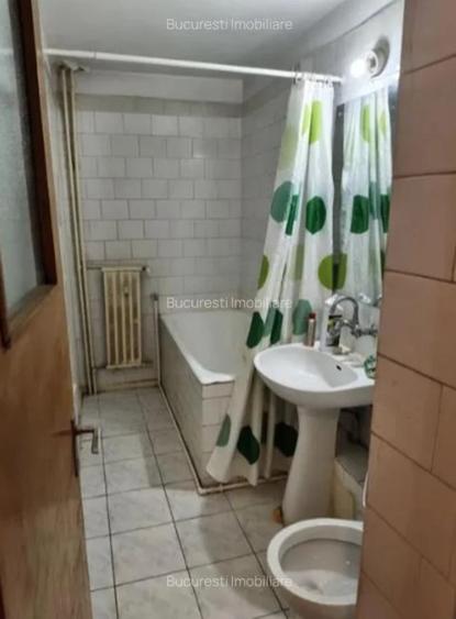 BASARABIA METROU MUNCII Bl Reabilitat, DECOMANDATA bloc 1988 BALCON