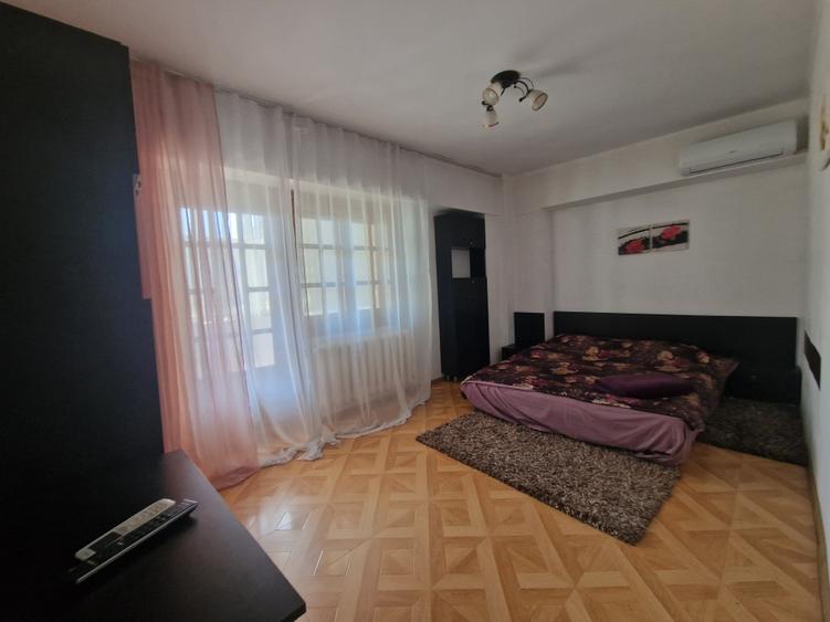 4 camere - Nicolina - Pizza Nico - la bulevard, mobilat si utilat modern