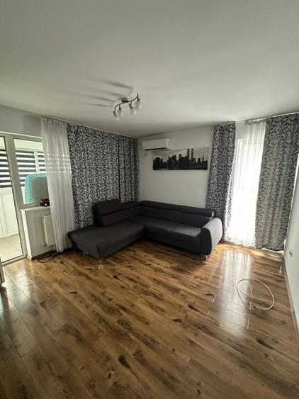 Apartament 2 camere + loc de parcare