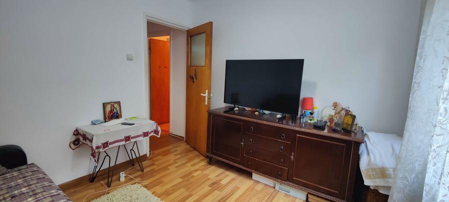 Apartament 3 camere de vânzare Drumul Taberei