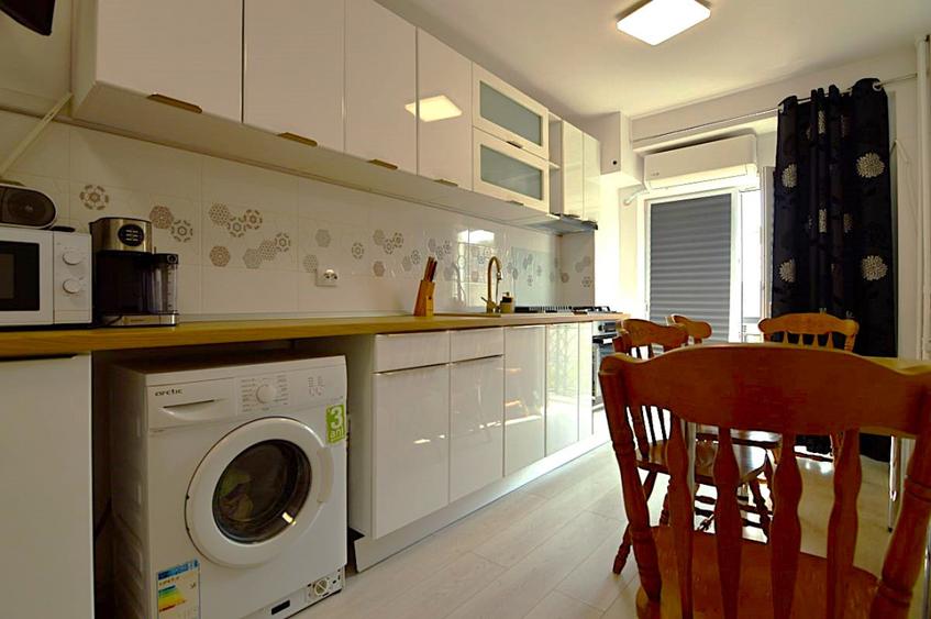 INCHIRIERE APARTAMENT 3 CAMERE DECEBAL –RESTAURANT DUMAN