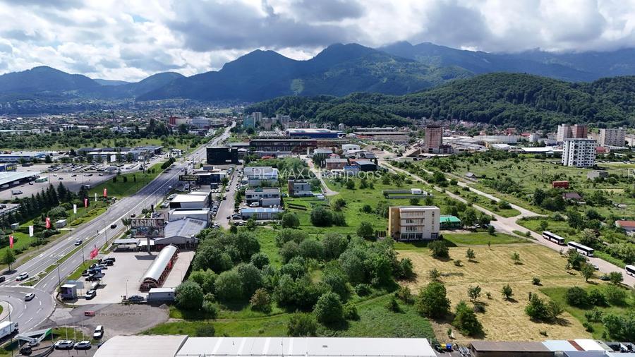 Teren intravilan | Zonă construcții mixte | 3730 mp | Calea București - 7
