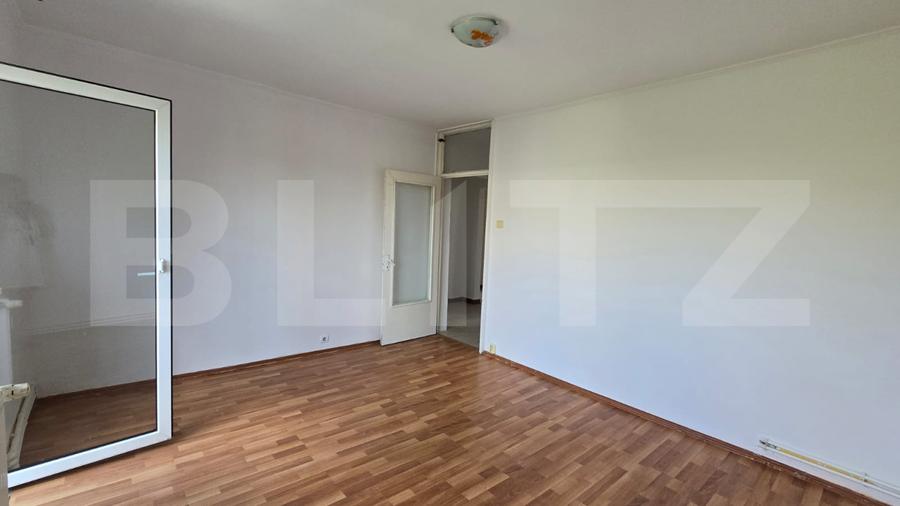 Apartament de vanzare, cu 3 camere, 76 mp, zona Micro 17